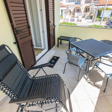 Apartment Luiza With Terrace Baška Exterior foto