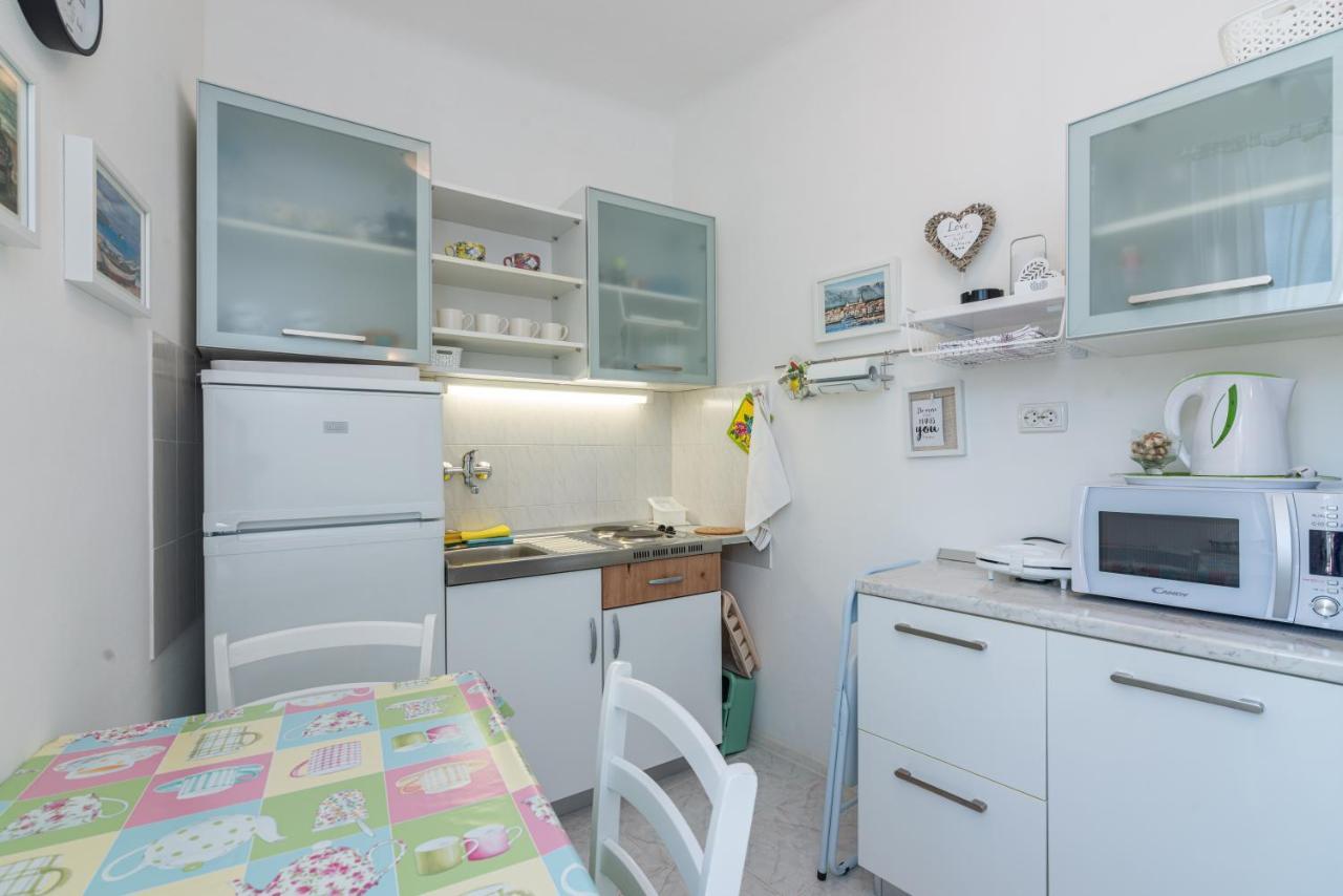 Apartment Luiza With Terrace Baška Exterior foto