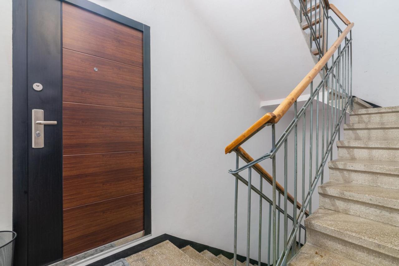 Apartment Luiza With Terrace Baška Exterior foto