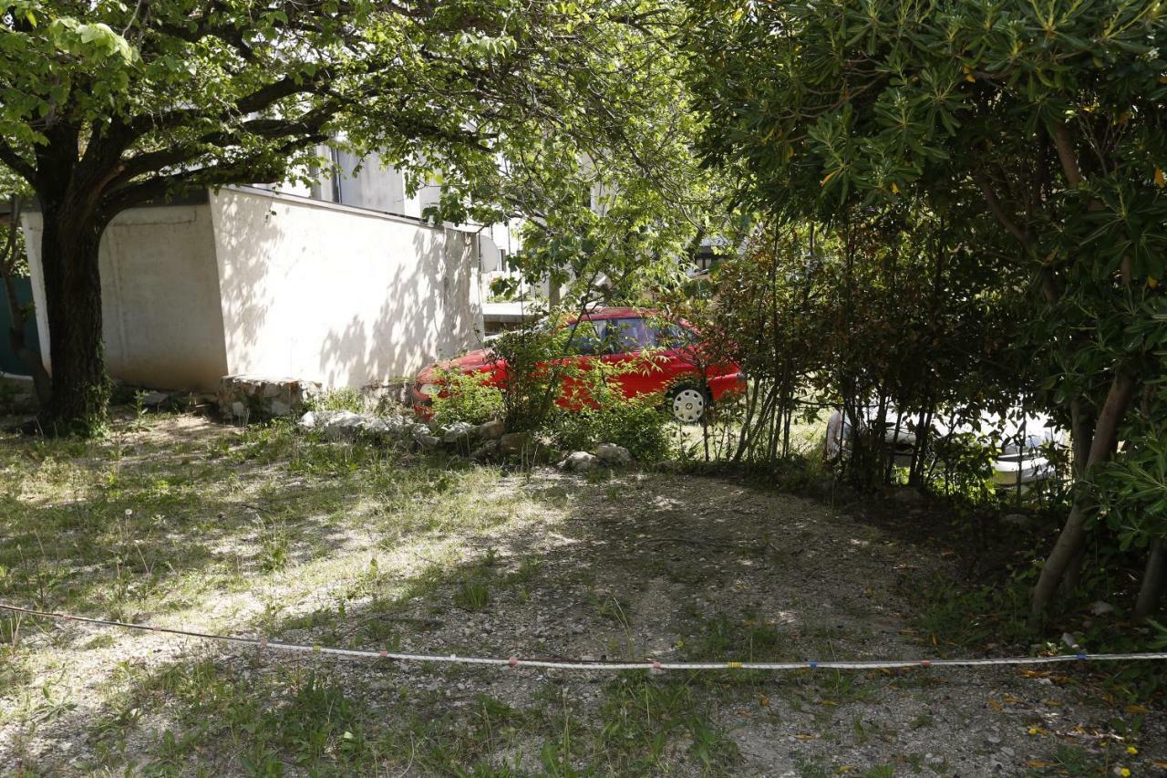 Apartment Luiza With Terrace Baška Exterior foto